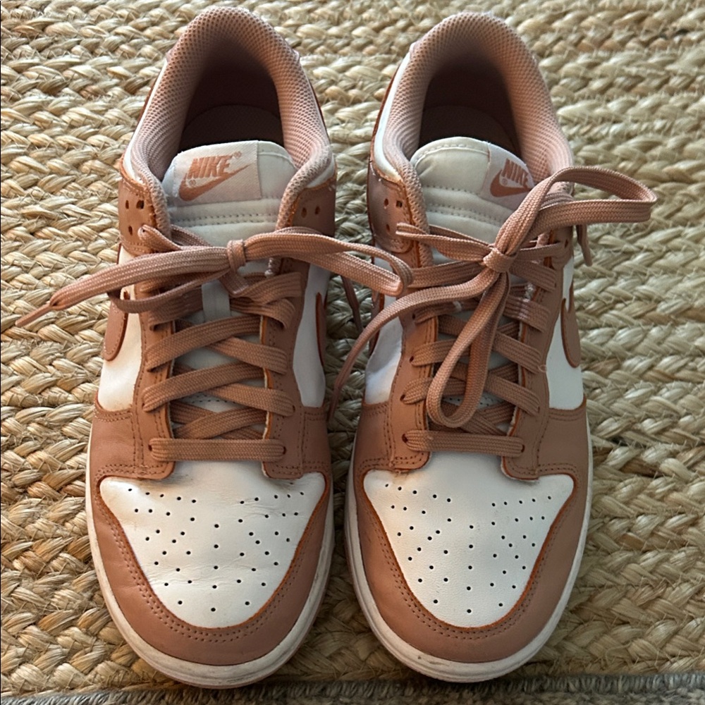 Nike White and Apricot Low Dunks. In excellent condition. Worn twice